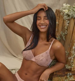 Gossard Glossies Lotus Brief Panty 19003 -Freya Fashion Shop gossard gos001 19003 cs3