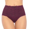 Ilusion Light Control Lace Compression Panty 71001538